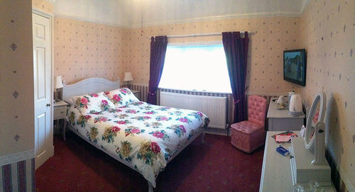 Vulcan Lodge Guest House Horley Exterior photo